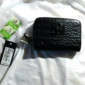 New with tags Badgley Mischka Vegan leather Wallet black